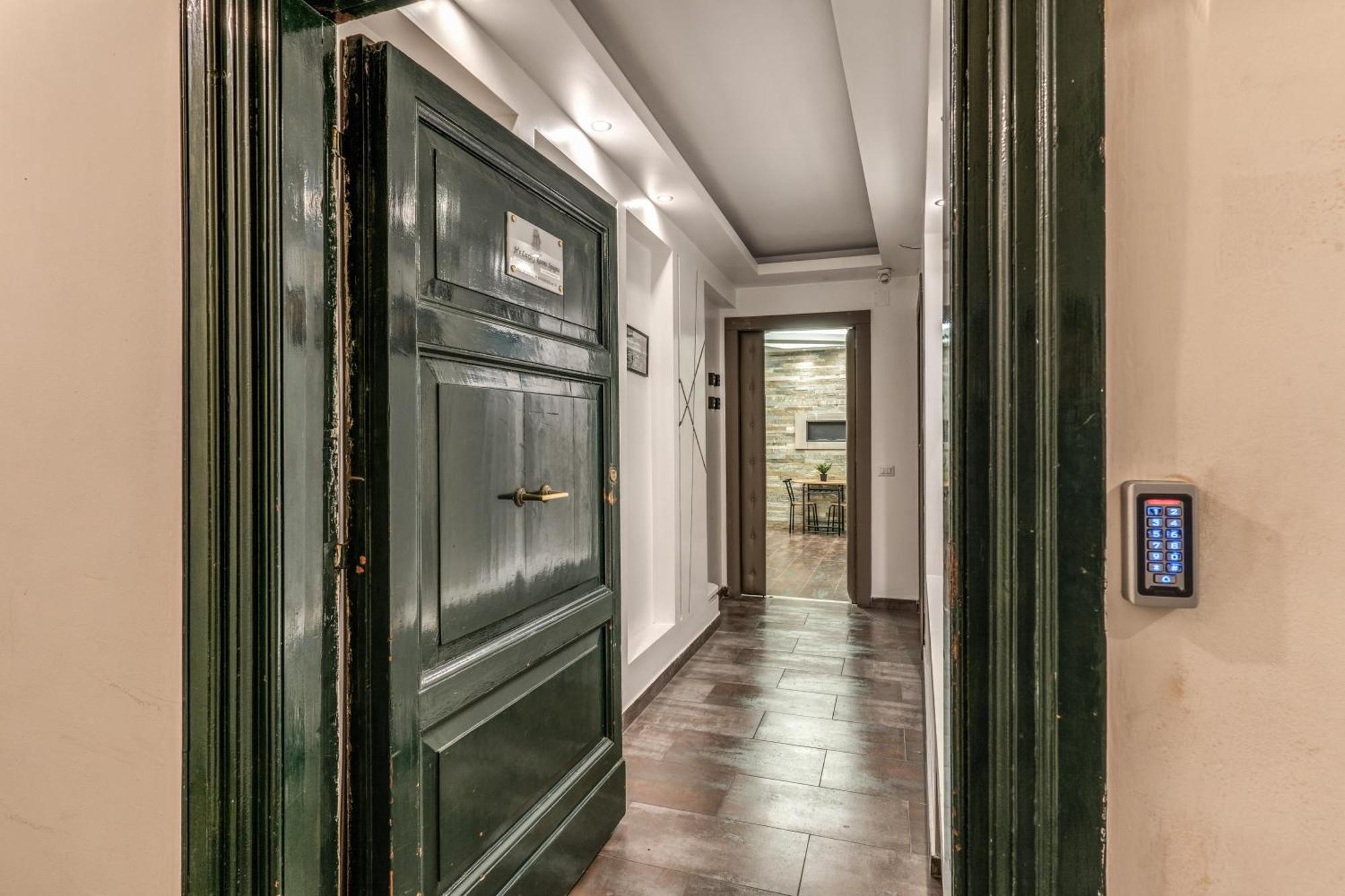 Spagna Boutique Suites Рим Екстериор снимка
