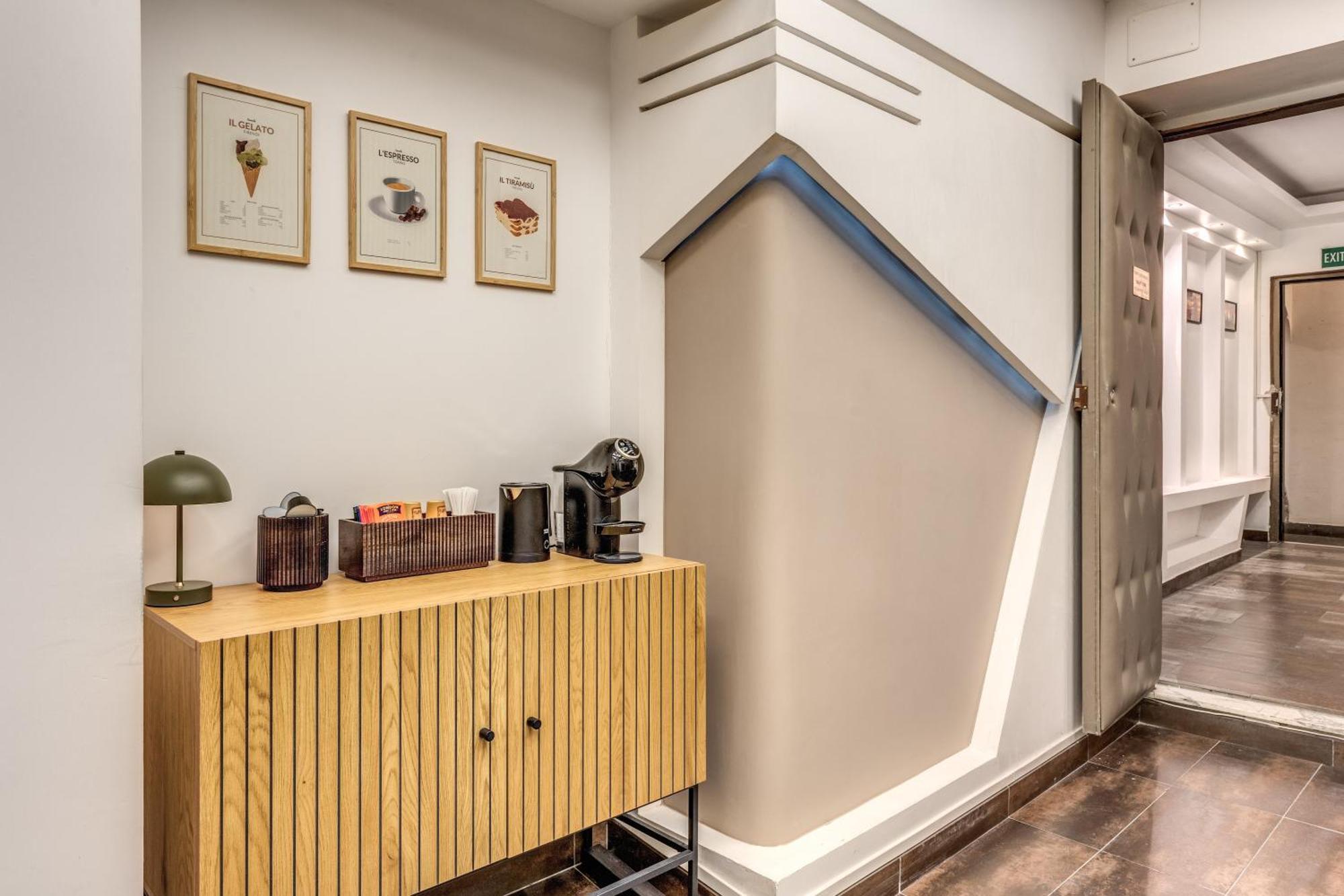 Spagna Boutique Suites Рим Екстериор снимка
