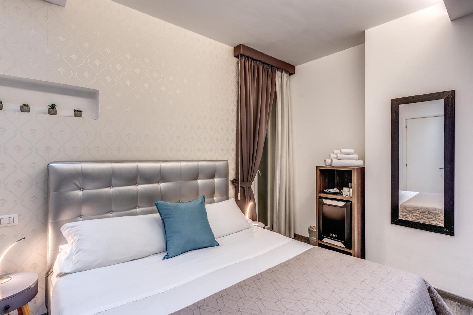 Spagna Boutique Suites Рим Екстериор снимка