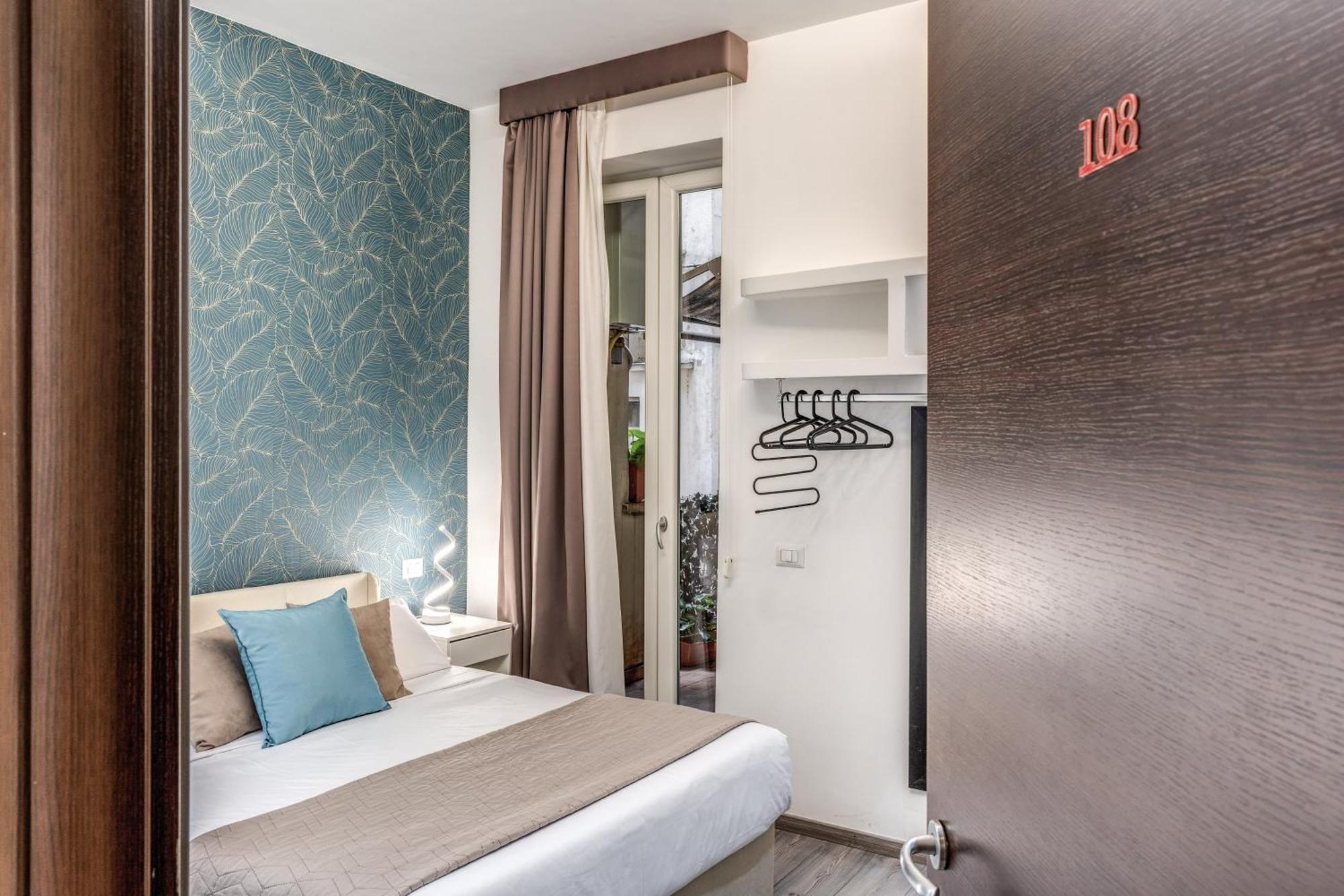 Spagna Boutique Suites Рим Екстериор снимка
